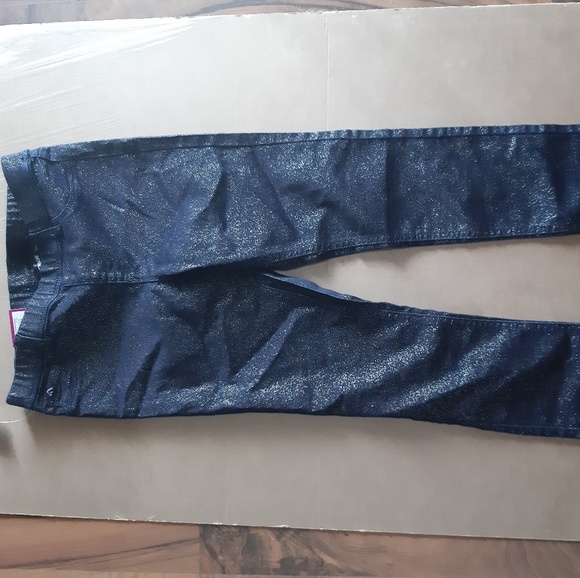 Kids close - Picture 5 of 6